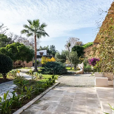 Grand 1930s Mansion In Chania Old Town With Garden *