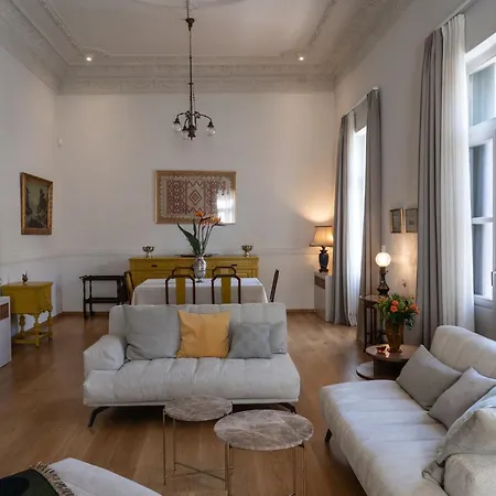 Villa Grand 1930s Mansion In Chania Old Town With Garden *