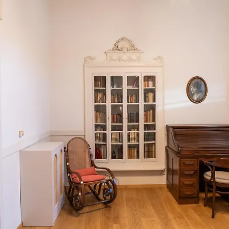 Grand 1930s Mansion In Chania Old Town With Garden Villa