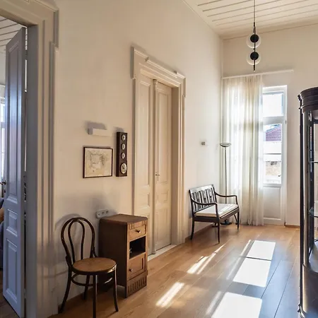 Grand 1930s Mansion In Chania Old Town With Garden Villa