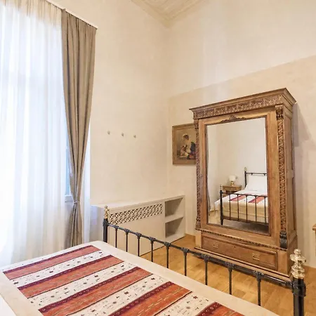 Grand 1930s Mansion In Chania Old Town With Garden
