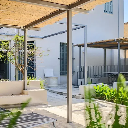 Grand 1930s Mansion In Chania Old Town With Garden La Canea