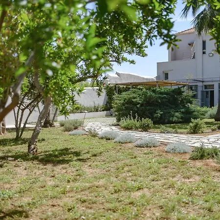 Grand 1930s Mansion In Chania Old Town With Garden