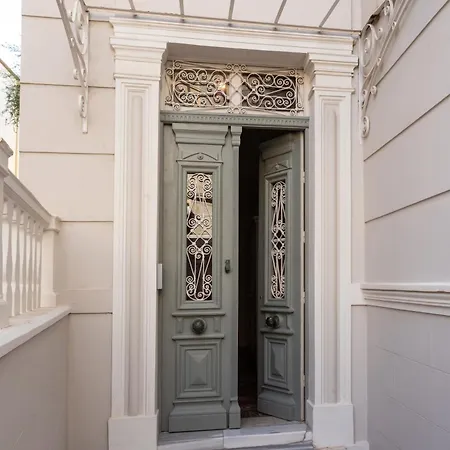 Grand 1930s Mansion In Chania Old Town With Garden * La Canea