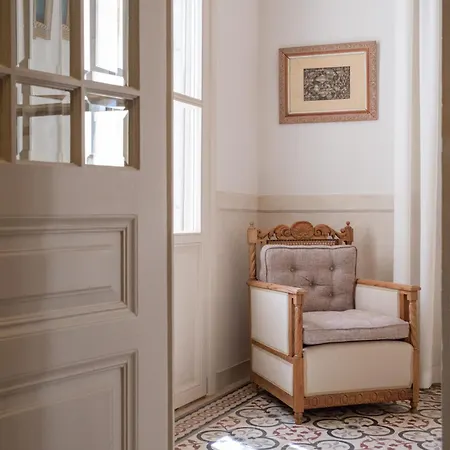 Grand 1930s Mansion In Chania Old Town With Garden Villa