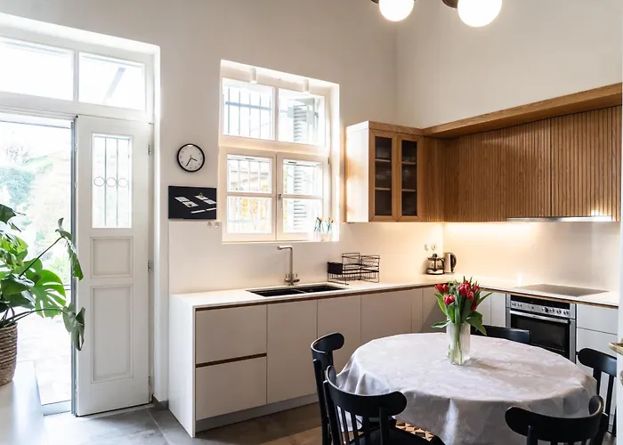 Grand 1930S Mansion In Chania Old Town With Garden * La Canée