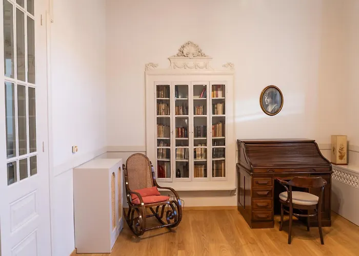 Grand 1930S Mansion In Chania Old Town With Garden Villa