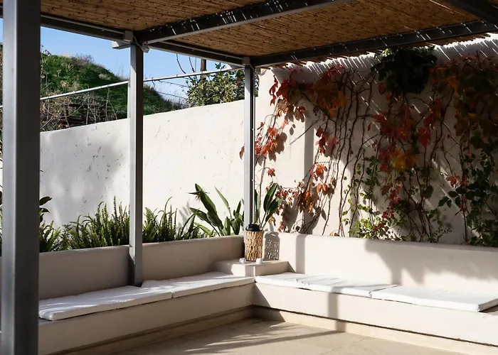 Grand 1930S Mansion In Chania Old Town With Garden * La Canée