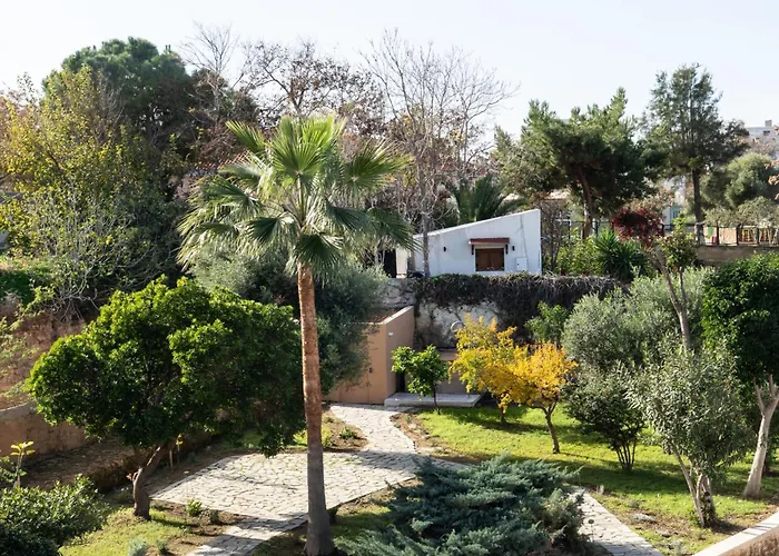 Villa Grand 1930S Mansion In Chania Old Town With Garden La Canée