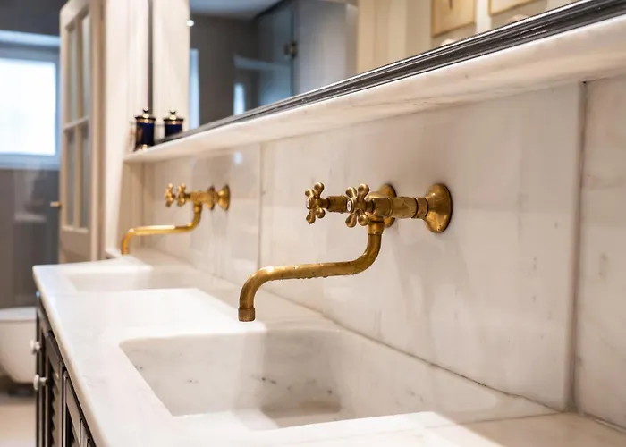 Grand 1930S Mansion In Chania Old Town With Garden *