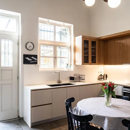 Grand 1930S Mansion In Chania Old Town With Garden * Chania (Crete)