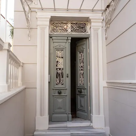 Grand 1930s Mansion In Chania Old Town With Garden * خانيا