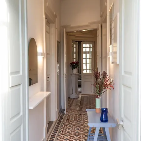 Grand 1930s Mansion In Chania Old Town With Garden * Hanya