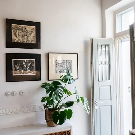 Villa Grand 1930S Mansion In Chania Old Town With Garden