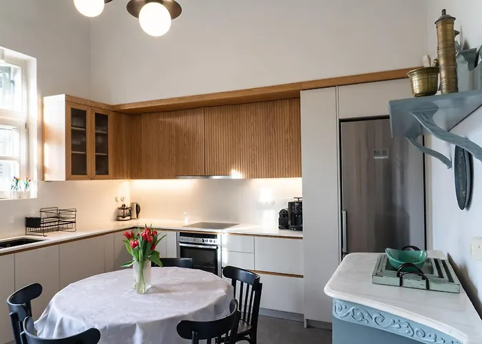 Grand 1930S Mansion In Chania Old Town With Garden Villa