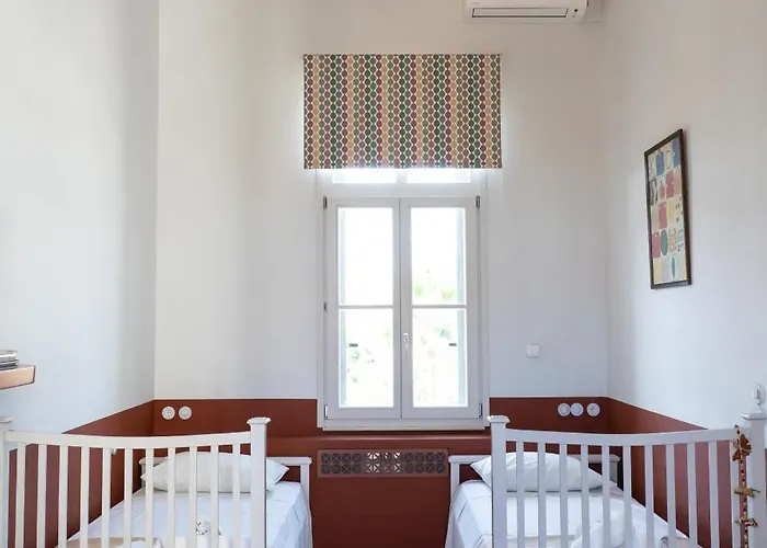 Grand 1930S Mansion In Chania Old Town With Garden