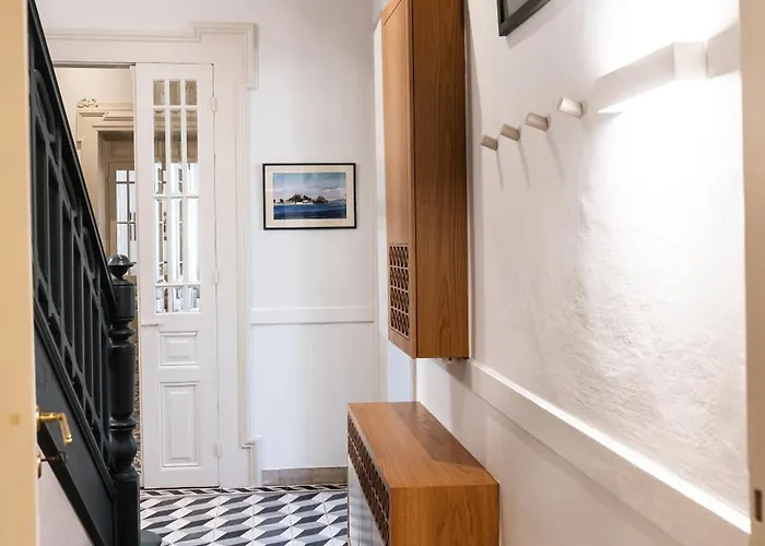 Grand 1930S Mansion In Chania Old Town With Garden La Canea